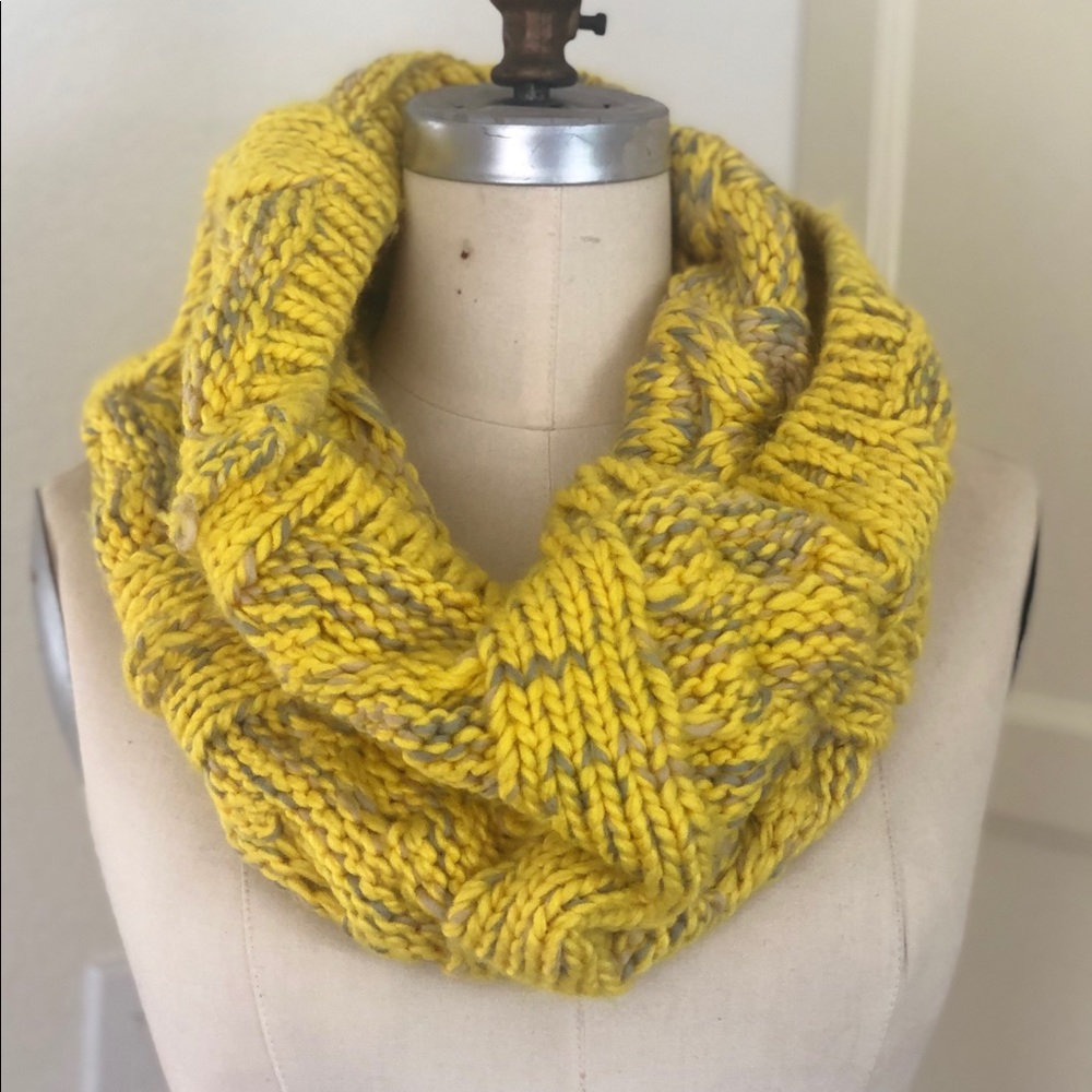 🔥5 for$25🔥 Infinity scarf